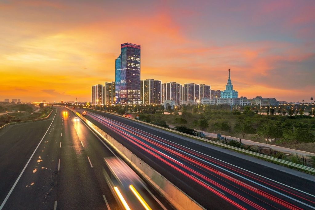 Bất động sản khu Đông Hà Nội 2025 | Nơi đáng sống cho thế hệ trẻ 3 Hạ tầng phía Đông Hà Nội phát triển vượt bậc